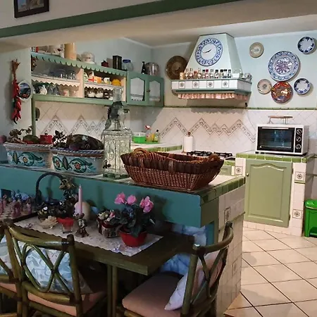 Ciclope'S House With Mini Spa And Amazing View Apartment Aci Catena