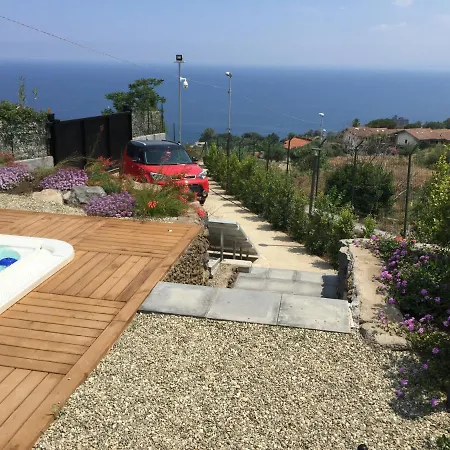 Ciclope'S House With Mini Spa And Amazing View Apartment