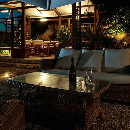 Apartment Ciclope'S House With Mini Spa And Amazing View Aci Catena