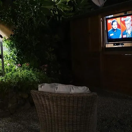 דירה Ciclope's House With Mini And Amazing View אצ'י קטנה